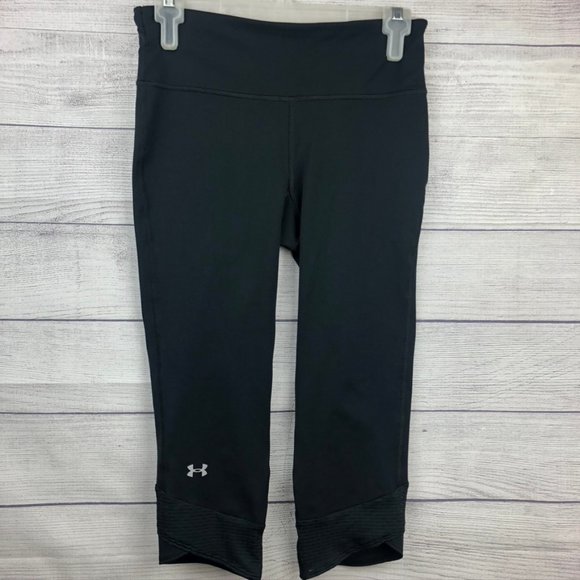 Under Armour Pants - Under Armour Crop Legging Pocket Black Size Small